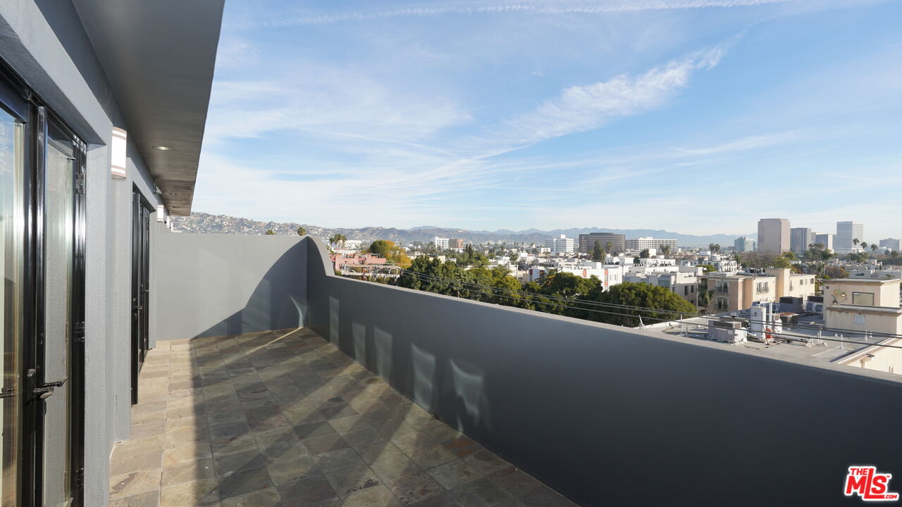 930 S Robertson Blvd Unit: 603