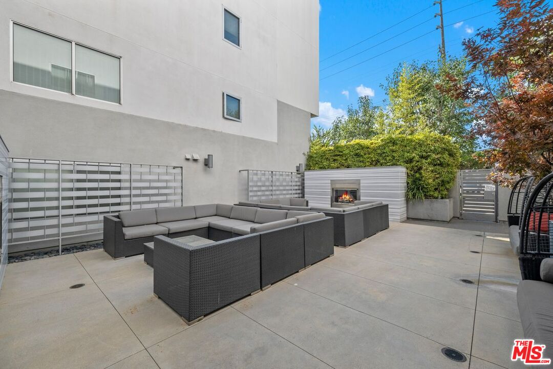 1700 Sawtelle Blvd Unit: 115