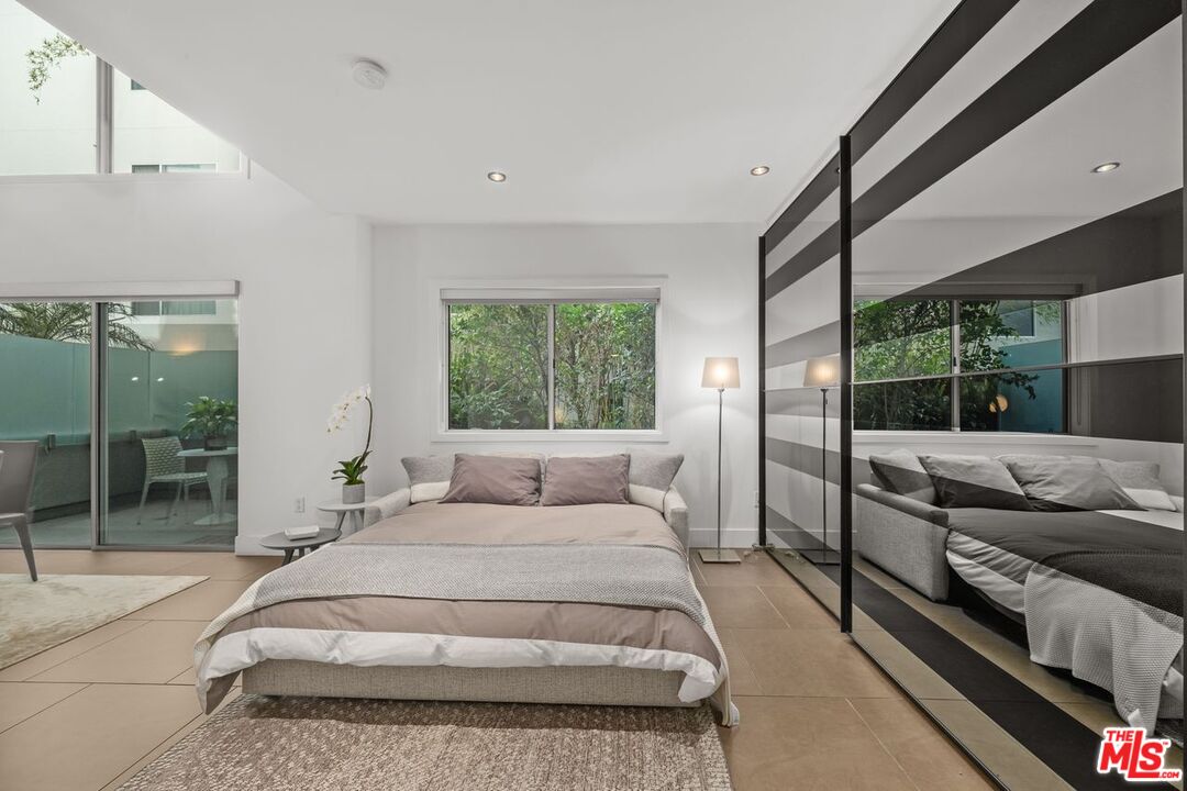 1700 Sawtelle Blvd Unit: 115