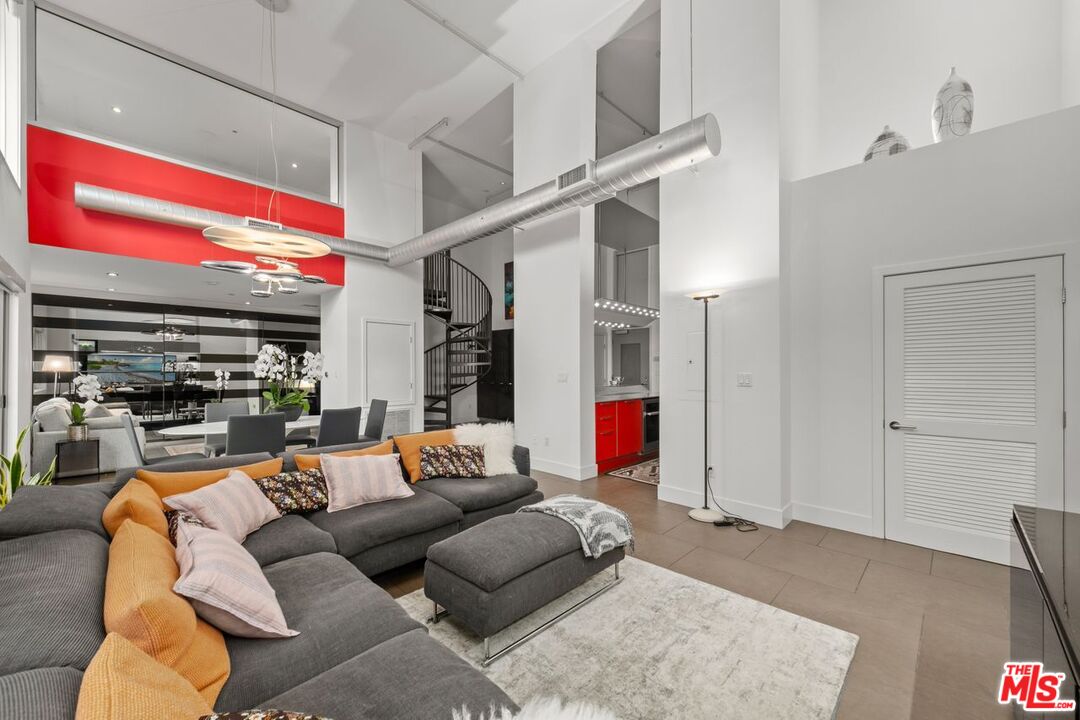 1700 Sawtelle Blvd Unit: 115