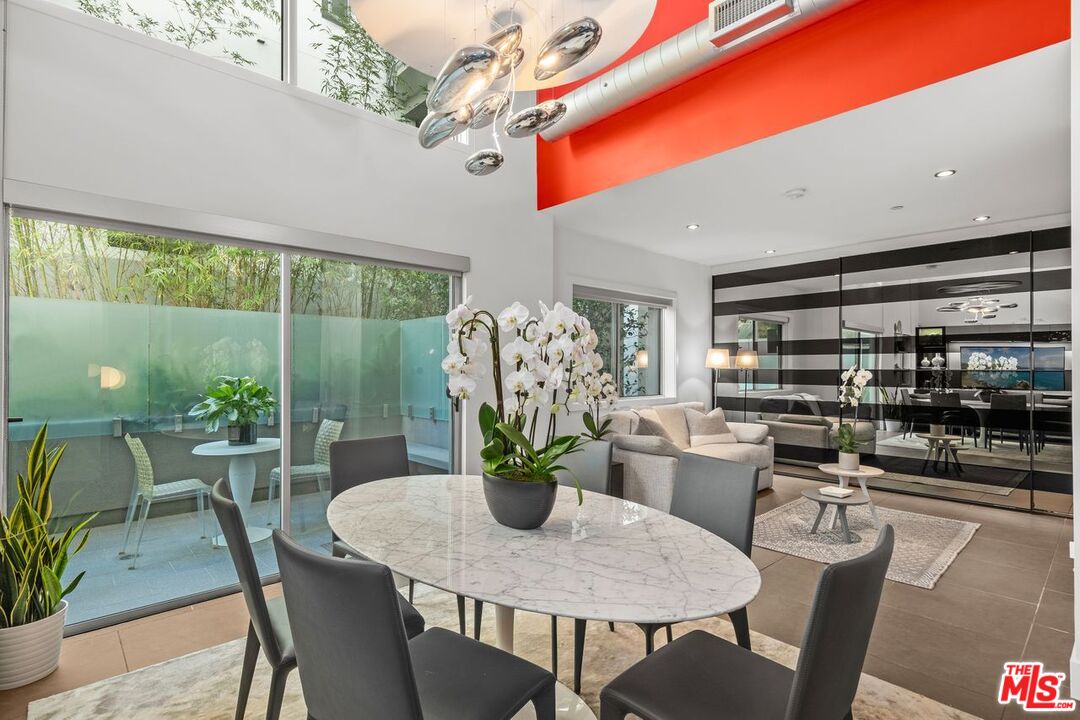 1700 Sawtelle Blvd Unit: 115