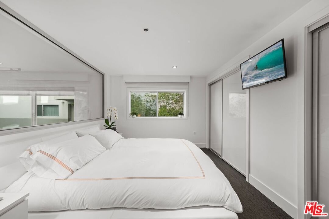 1700 Sawtelle Blvd Unit: 115