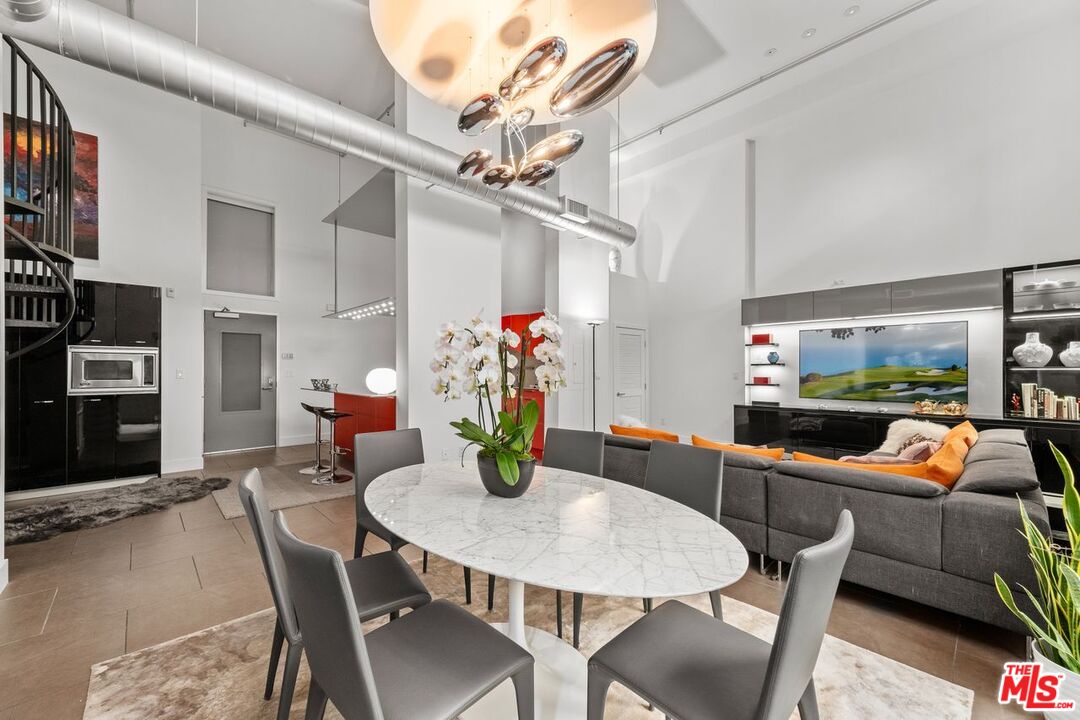 1700 Sawtelle Blvd Unit: 115