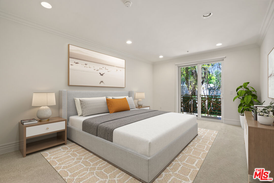 2306 Fox Hills Dr Unit: 203