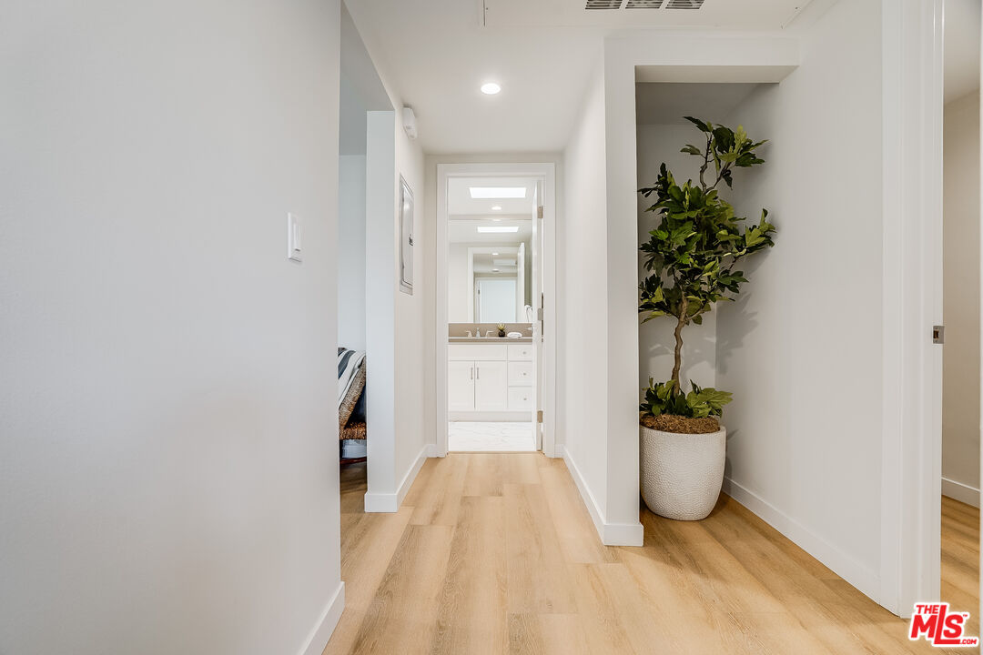 1470 Rexford Dr Unit: 101