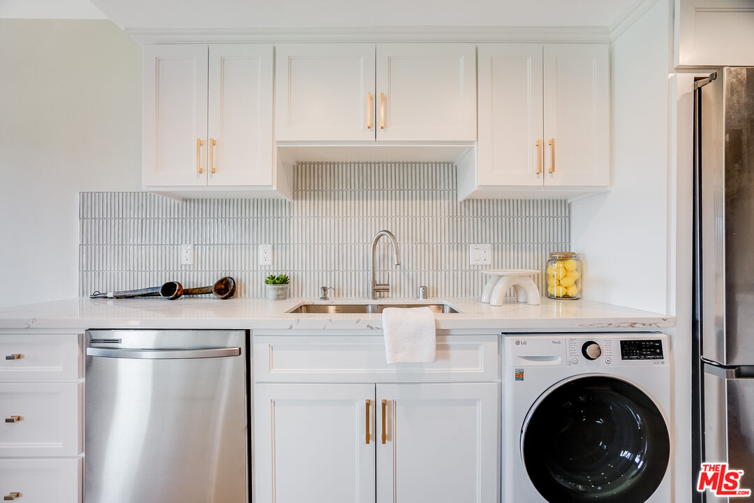 1470 Rexford Dr Unit: 101