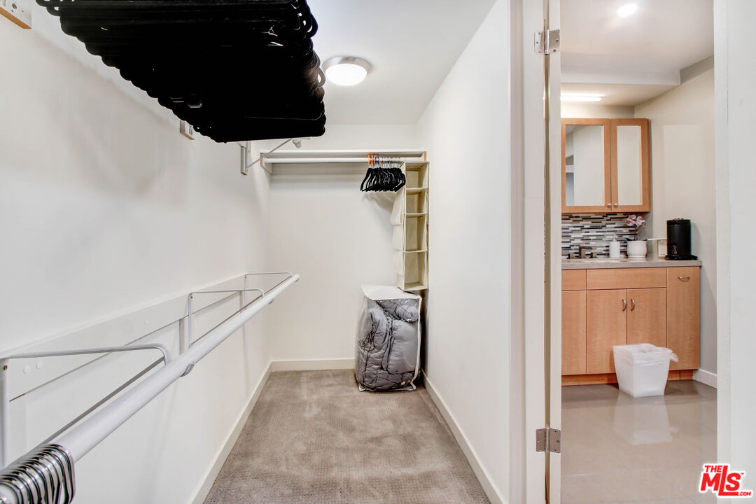 9303 Burton Way Unit: B