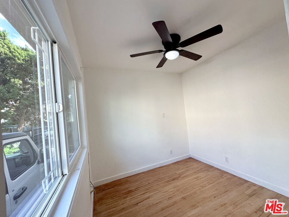 1108 S Sherbourne Dr Unit: 3