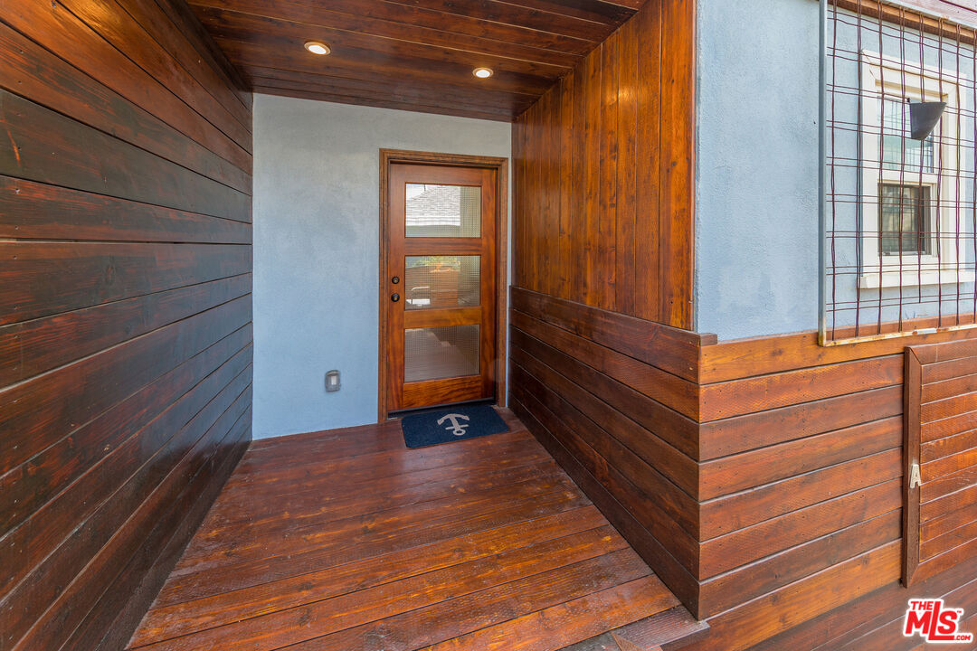 38 Sunset Ave Unit: A