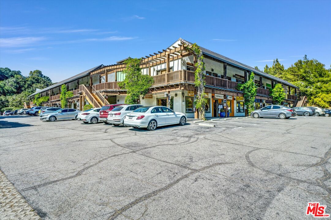 2693 Old Topanga Canyon Rd