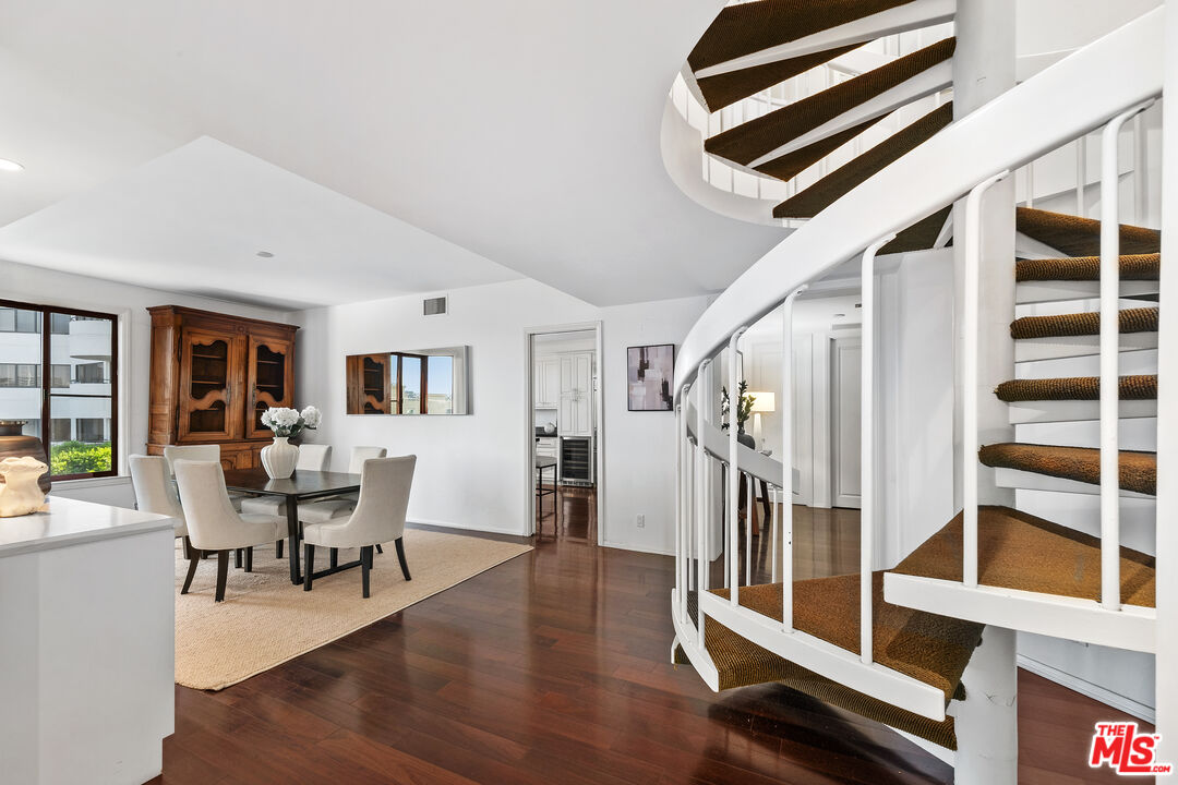 10550 Wilshire Blvd Unit: 305