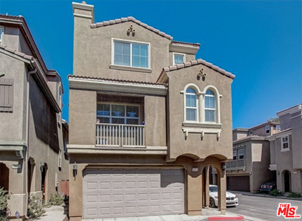 14418 Cobblestone Ln