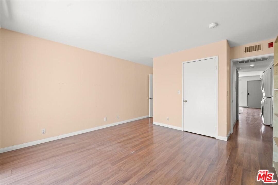 15015 Sherman Way Unit: 316