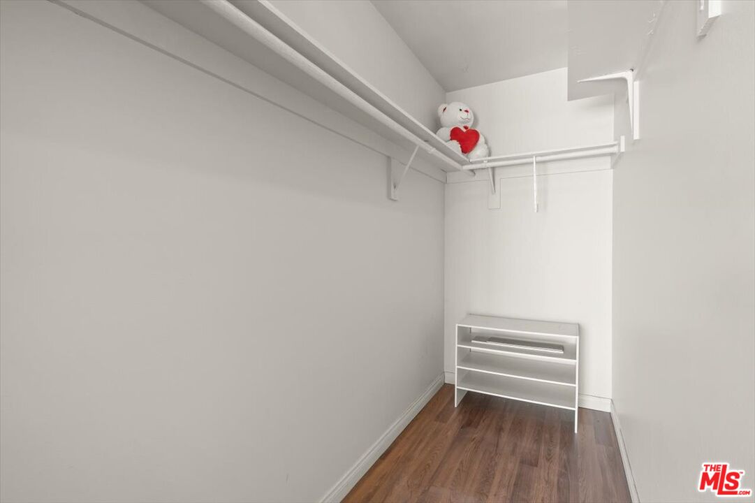 15015 Sherman Way Unit: 316