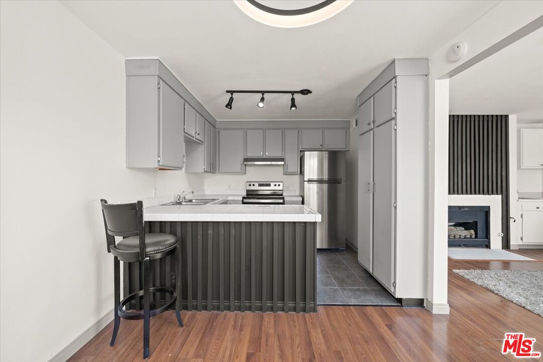 15015 Sherman Way Unit: 316