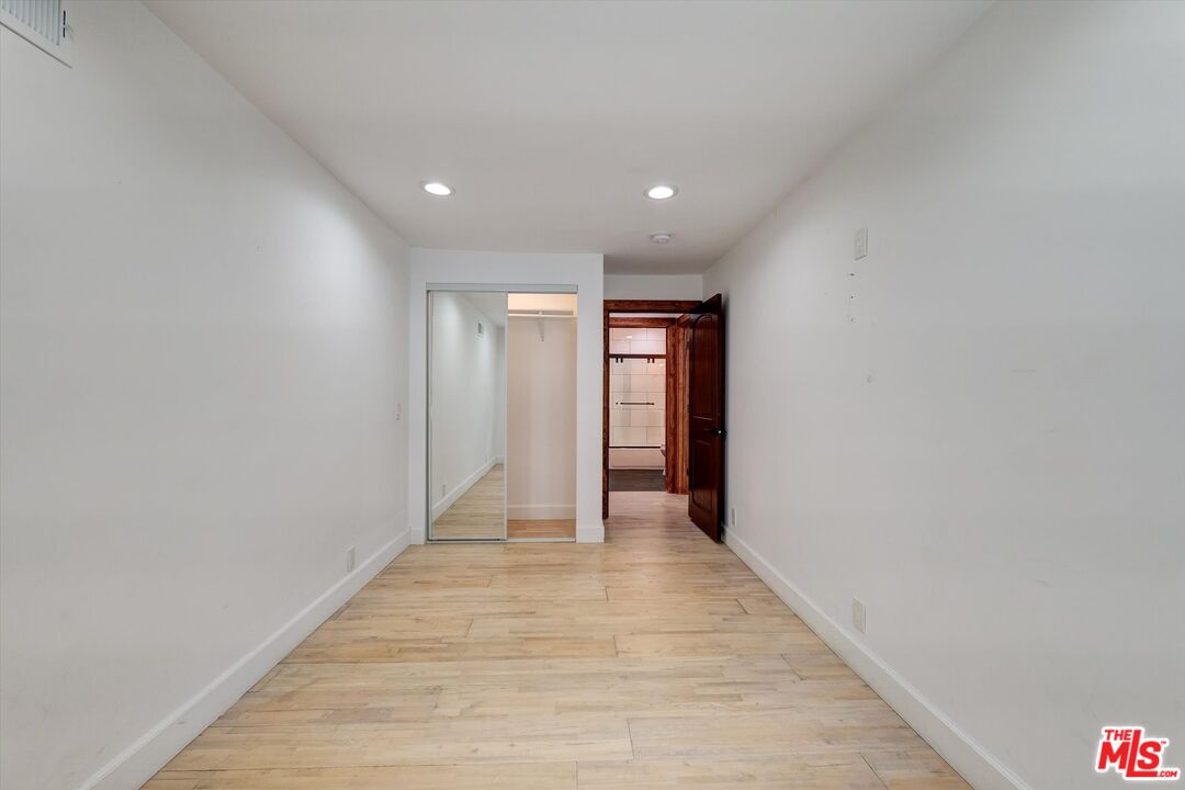 1754 Franklin Canyon Dr