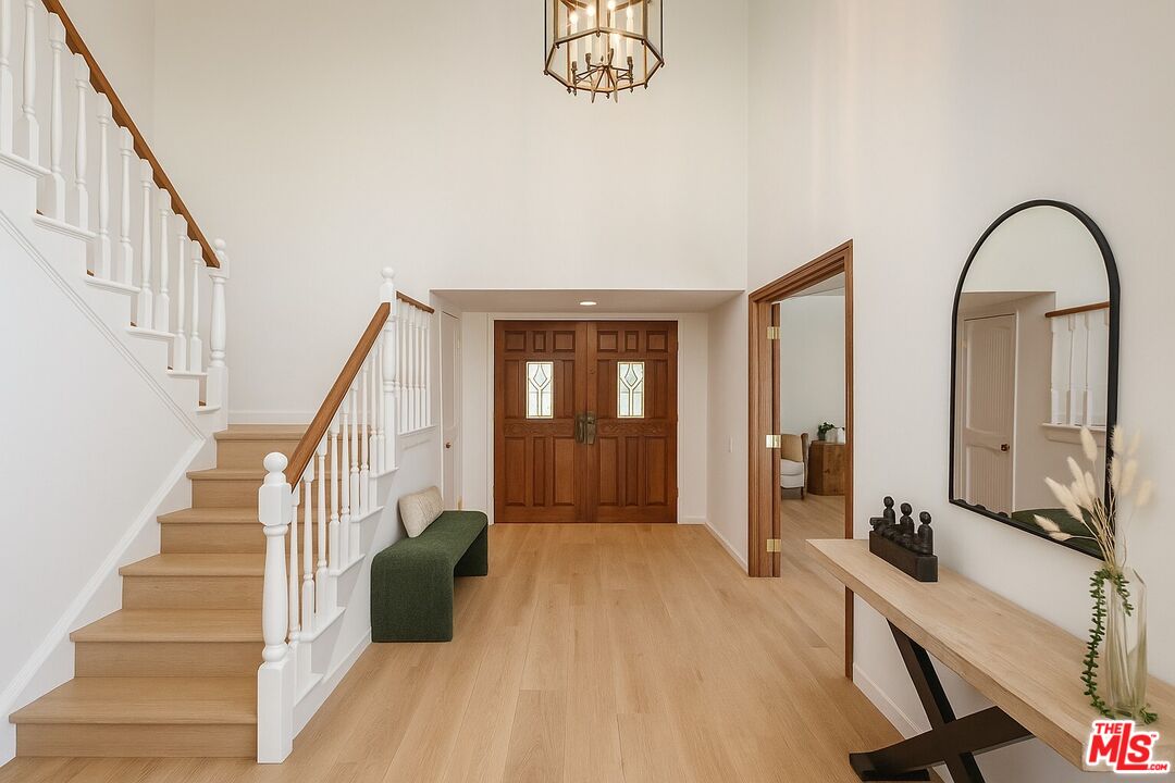 5136 Los Bonitos Way