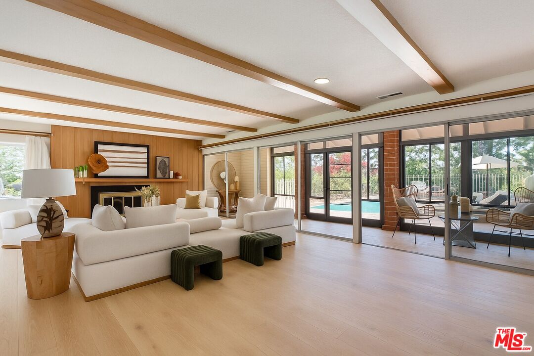 5136 Los Bonitos Way