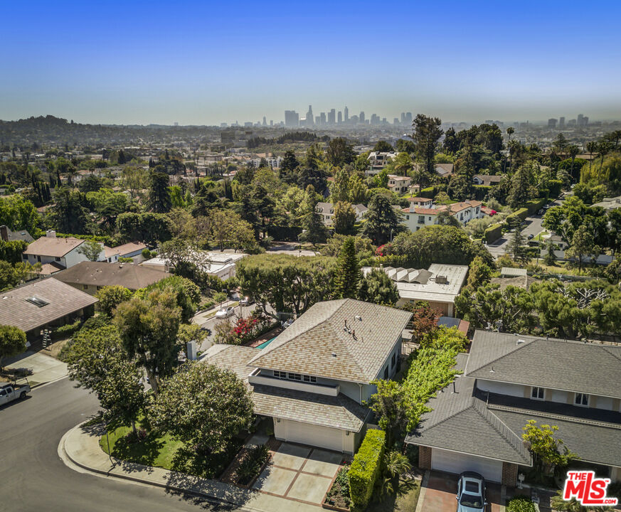 5136 Los Bonitos Way