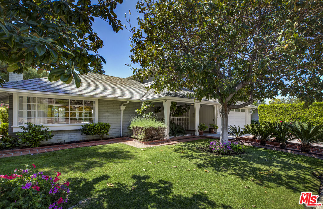 5136 Los Bonitos Way