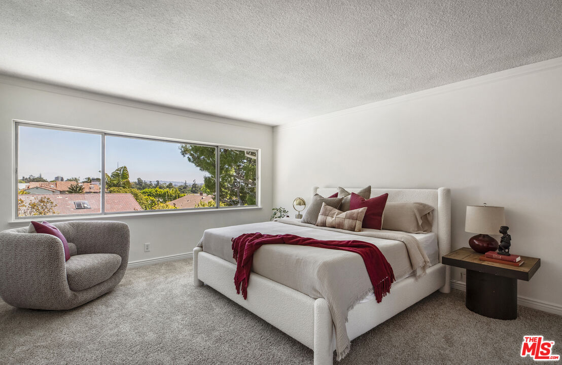 5136 Los Bonitos Way