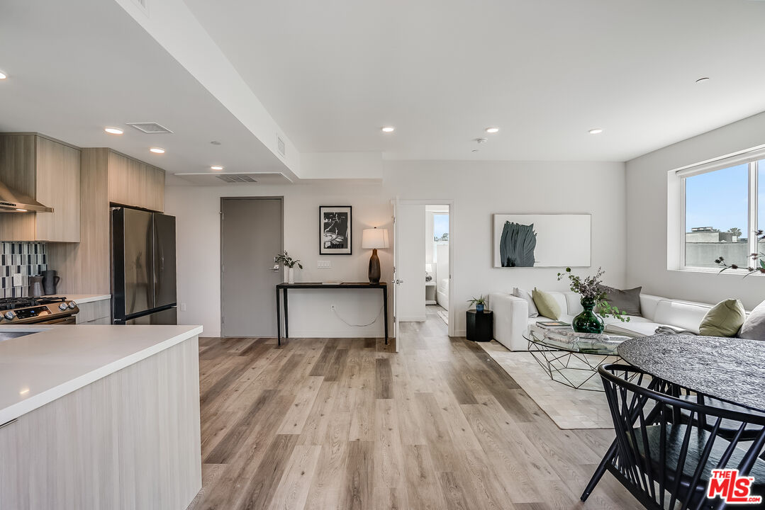 1101 S Bedford St Unit: 402