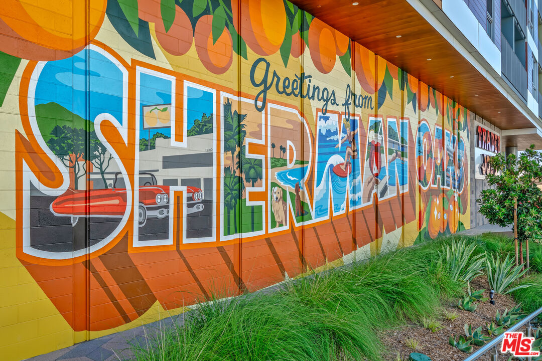 4915 Tyrone Ave Unit: 334