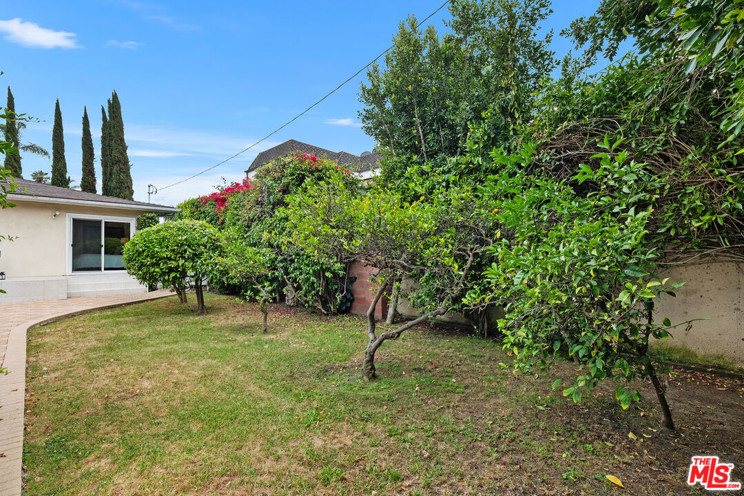 465 N n Kilkea Dr