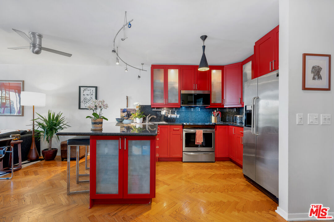 1745 Camino Palmero St Unit: 435