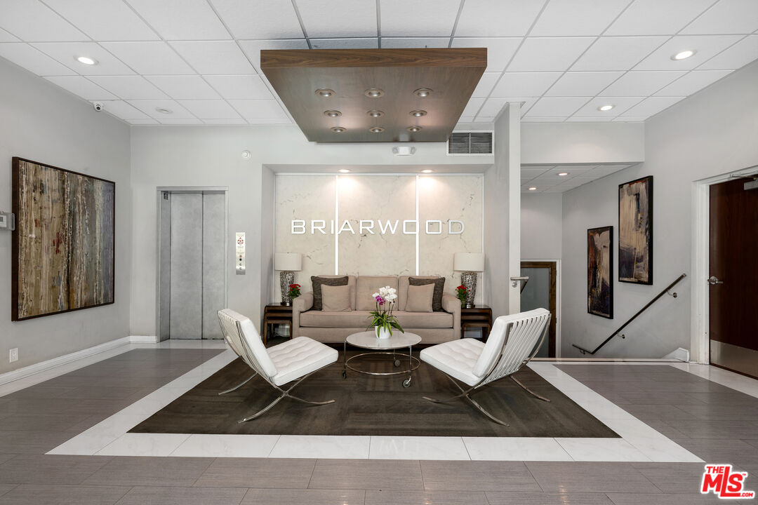 1745 Camino Palmero St Unit: 435