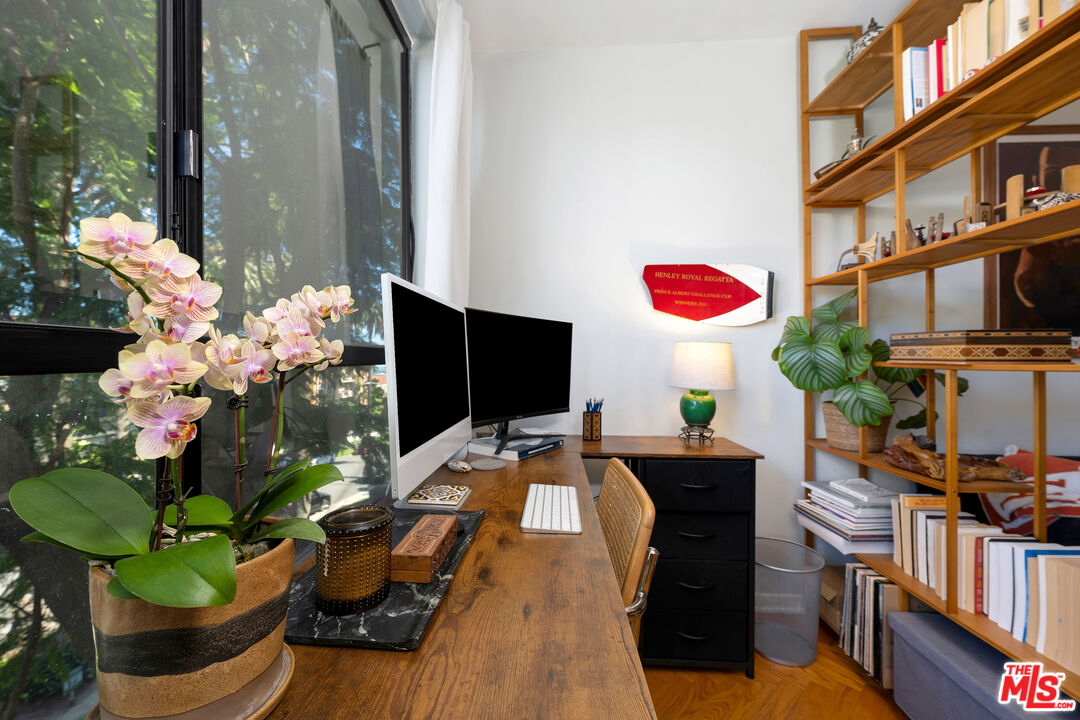 1745 Camino Palmero St Unit: 435