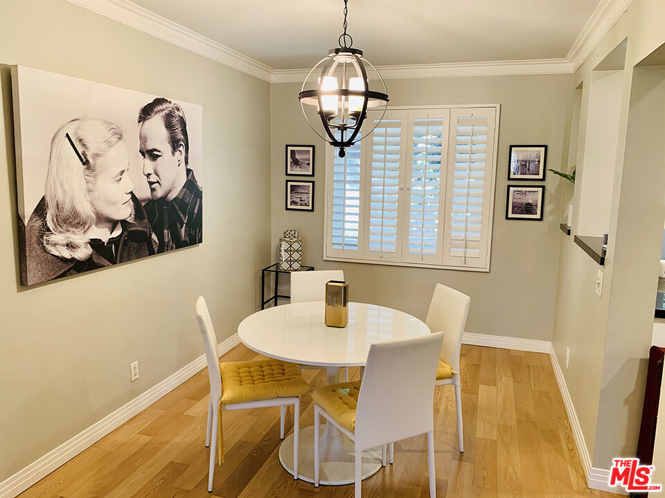 1219 SUNSET PLAZA DR Unit: 2