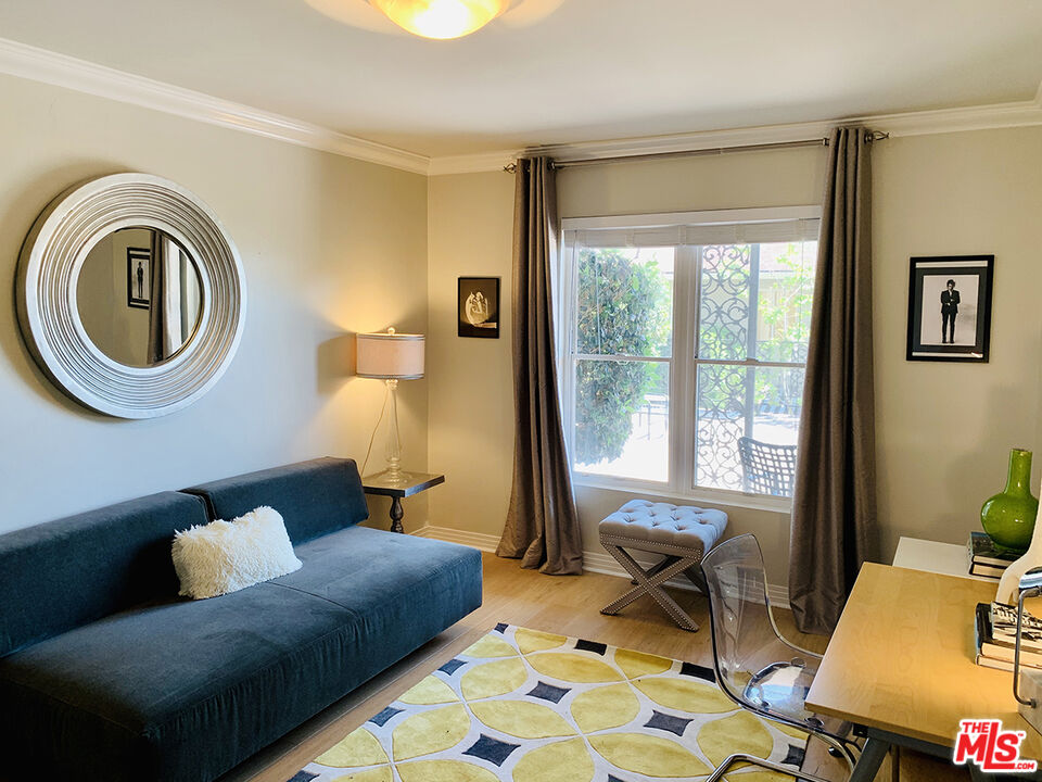 1219 SUNSET PLAZA DR Unit: 2