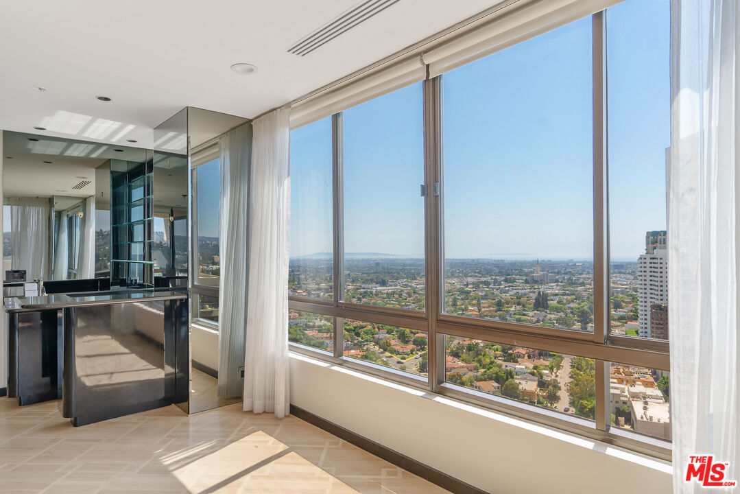 10430 WILSHIRE BLVD Unit: 2001