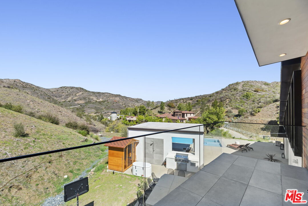 31830 Lobo Canyon