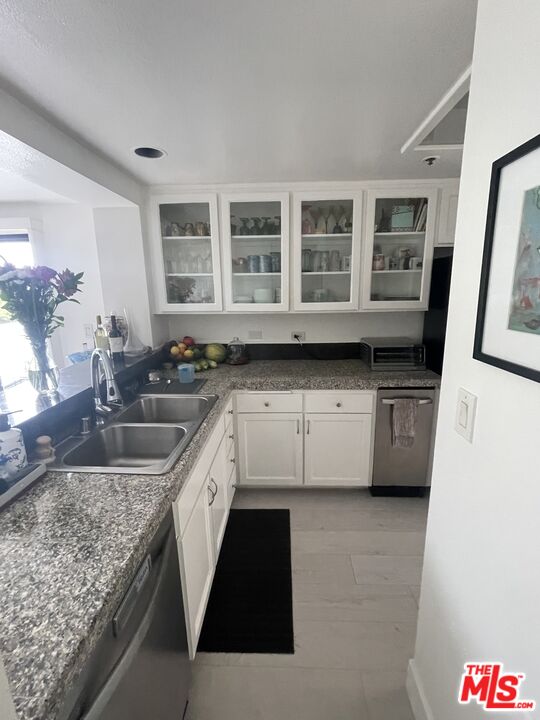 2950 Neilson Way Unit: 311