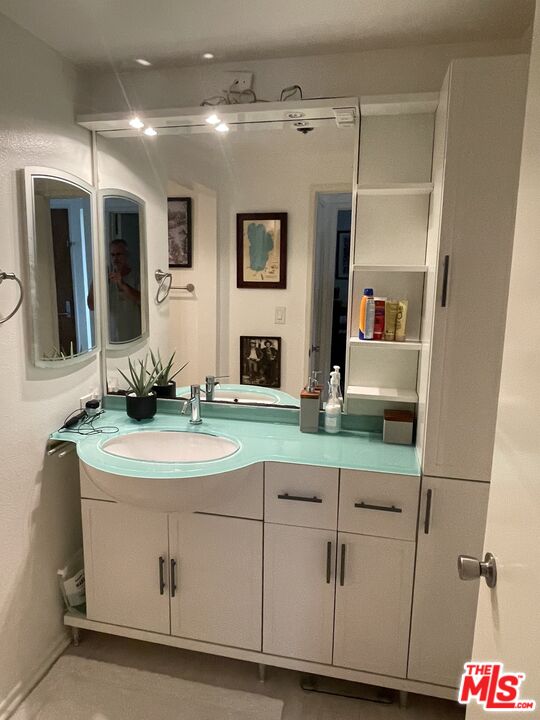 2950 Neilson Way Unit: 311