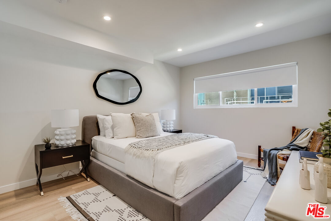 1470 Rexford Dr Unit: 208