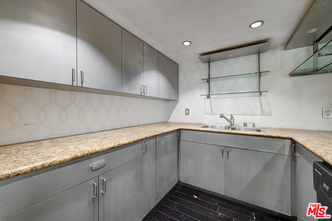 10590 Wilshire Blvd Unit: 504