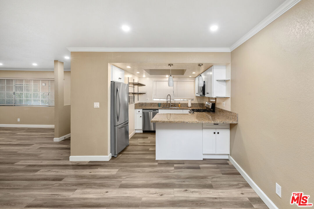 333 W Alameda Ave Unit: 103