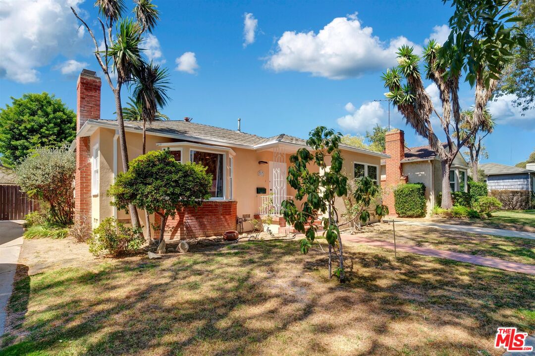 2511 Castle Heights Ave