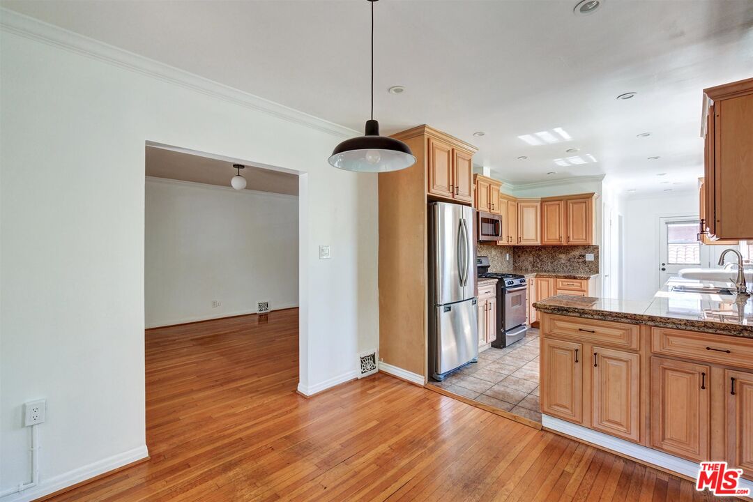 458 Smithwood Dr