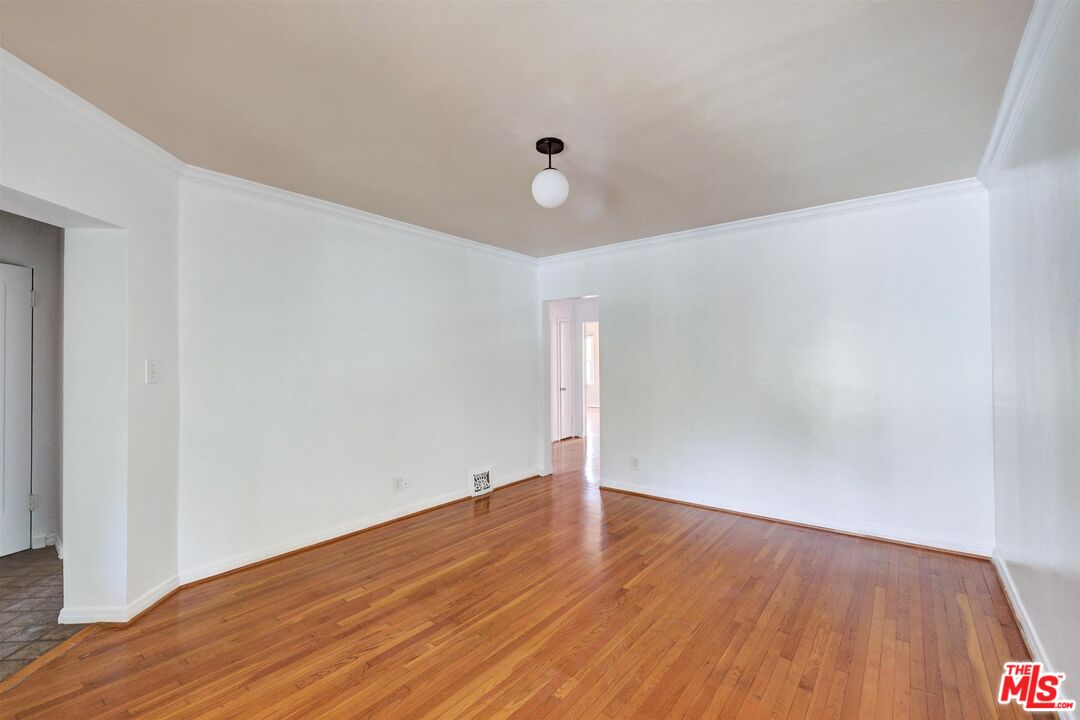 458 Smithwood Dr