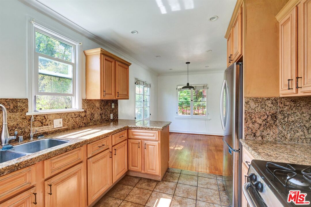 458 Smithwood Dr