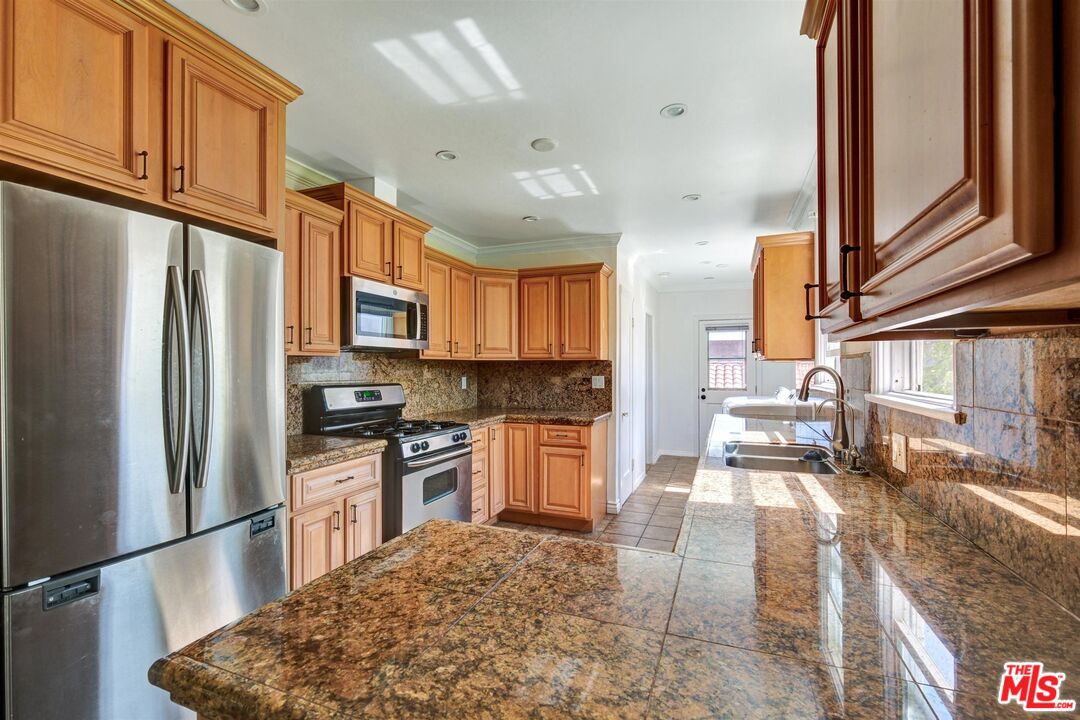 458 Smithwood Dr