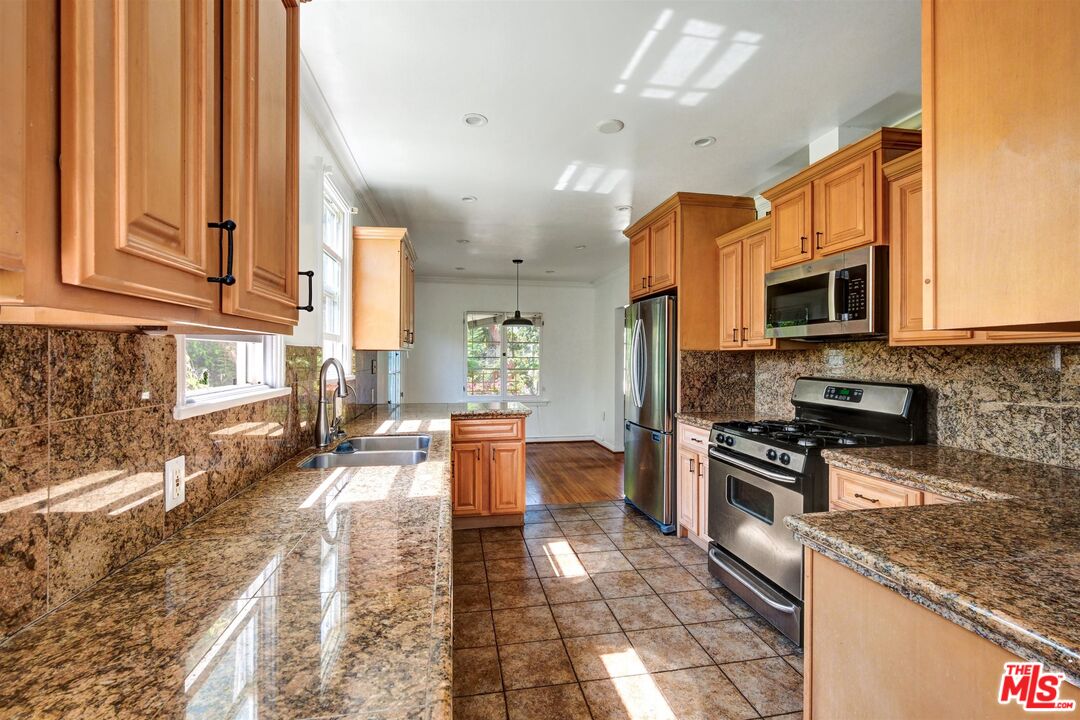 458 Smithwood Dr