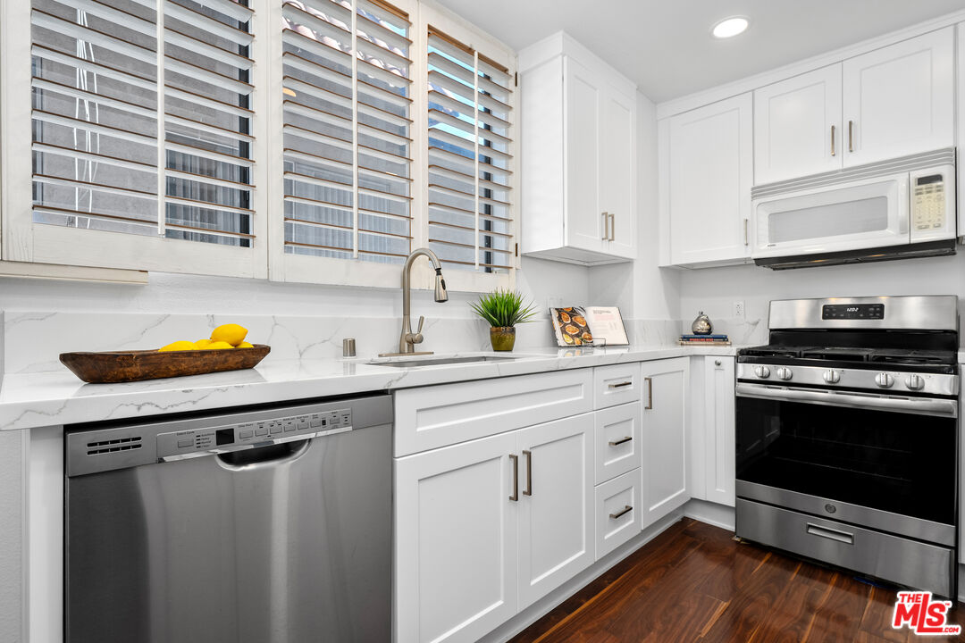 11982 Kiowa Ave Unit: 203