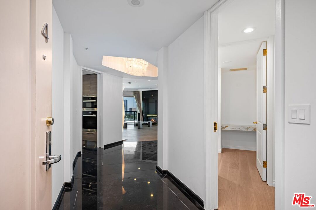 10490 Wilshire Blvd Unit: 1004