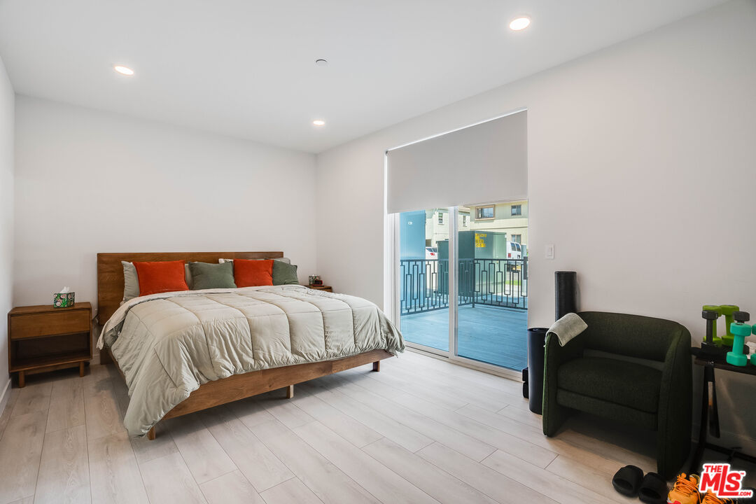 1021 S Shenandoah St Unit: 101