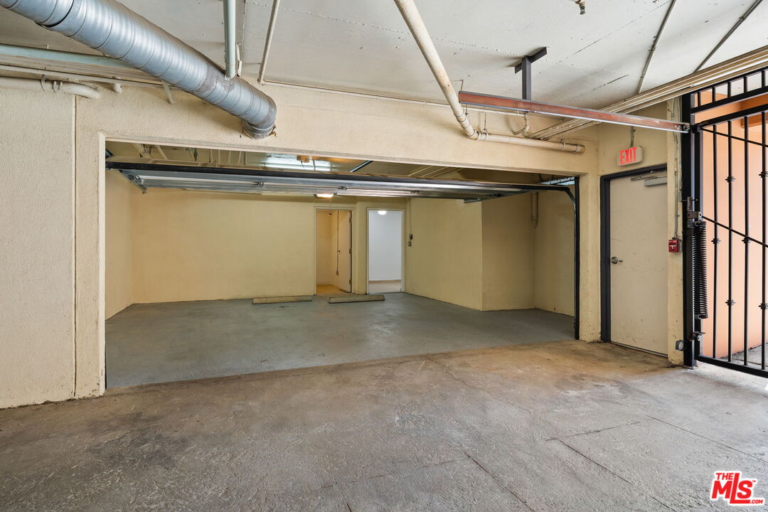 1726 Stoner Ave Unit: 102